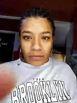 Selket11 online show from February 10, 2025, 9:36 pm