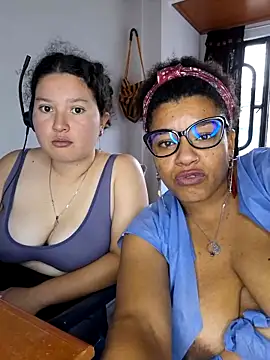 Selket11 online show from March 9, 2025, 5:39 pm