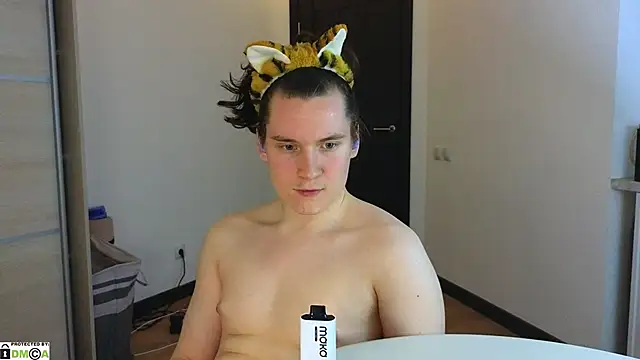 MoreRealAlex online show from February 11, 2025, 1:31 am