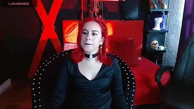 Naty slavedoll online show from February 21, 2025, 6:59 pm