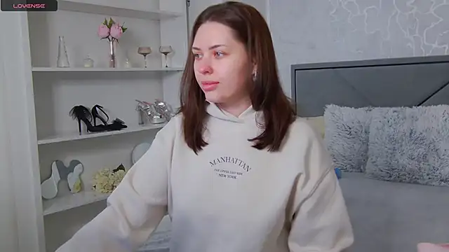 Snapshot of Alexyena chatting on December 2, 2024, 6:20 am Alexyena online show from December 2, 2024, 6:20 am