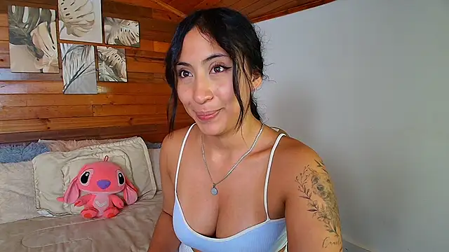 Snapshot of amber_curly chatting on February 9, 2026, 11:09 pm amber curly online show from February 9, 2026, 11:09 pm