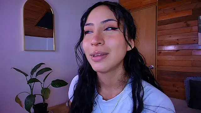 amber curly online show from May 29, 2026, 5:55 pm