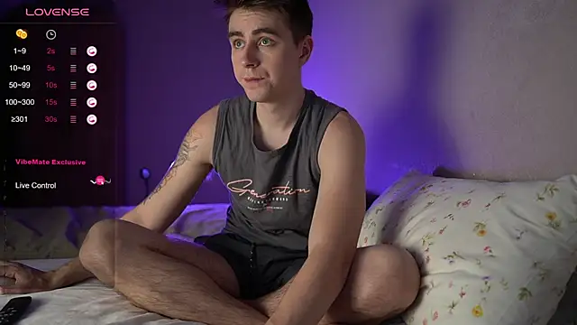 TaisonBrownX online show from December 4, 2025, 7:22 pm