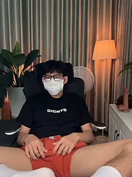 Snapshot of MinhTuanLive chatting on March 27, 2026, 10:59 am MinhTuanLive online show from March 27, 2026, 10:59 am