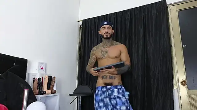 john cartter1 online show from February 14, 2025, 5:14 pm