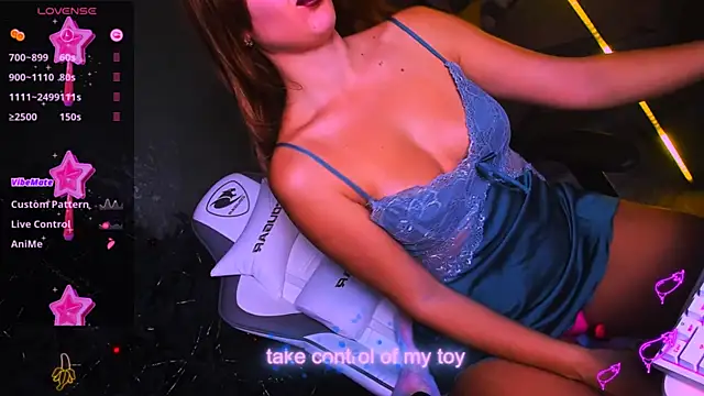 ReggieMeow online show from January 27, 2025, 11:11 pm