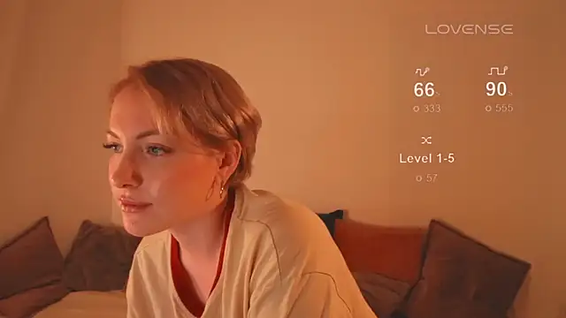 Snapshot of kris69kiss chatting on January 25, 2025, 8:53 pm kris69kiss online show from January 25, 2025, 8:53 pm