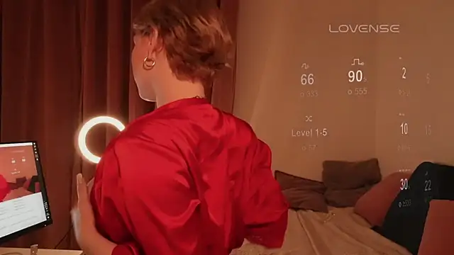 Snapshot of kris69kiss chatting on January 27, 2025, 5:37 pm kris69kiss online show from January 27, 2025, 5:37 pm