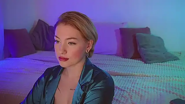 Snapshot of kris69kiss chatting on March 14, 2025, 10:39 am kris69kiss online show from March 14, 2025, 10:39 am