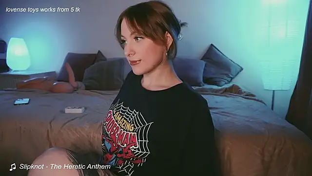 Snapshot of kris69kiss chatting on November 7, 2025, 2:17 pm kris69kiss online show from November 7, 2025, 2:17 pm