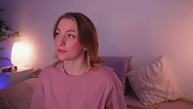 Snapshot of kris69kiss chatting on February 25, 2026, 1:10 pm kris69kiss online show from February 25, 2026, 1:10 pm