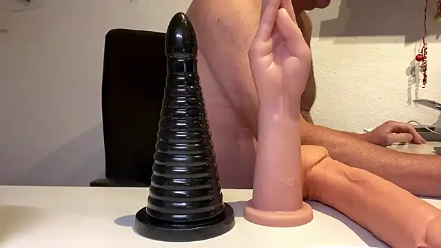 Geilerjung69 online show from November 15, 2025, 6:59 pm