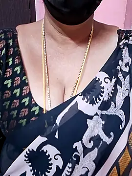 ananya956 online show from September 26, 2025, 9:41 pm