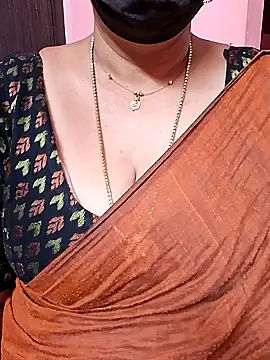 ananya956 online show from October 28, 2025, 11:07 pm