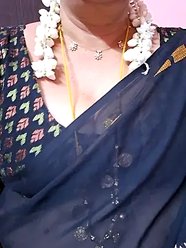 ananya956 online show from June 7, 2026, 2:21 pm
