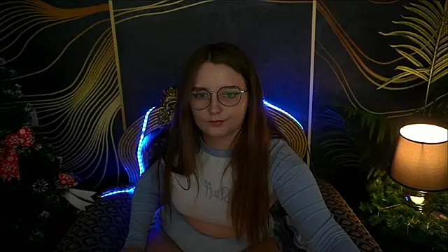 MagicPeachh  online show from January 1, 2025, 3:46 pm