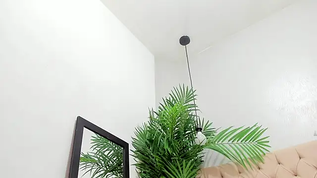 Victoria Coleman online show from February 22, 2025, 6:08 pm