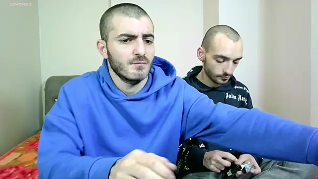 Snapshot of Barney_Tedd chatting on December 31, 2024, 2:25 pm Barney Tedd online show from December 31, 2024, 2:25 pm