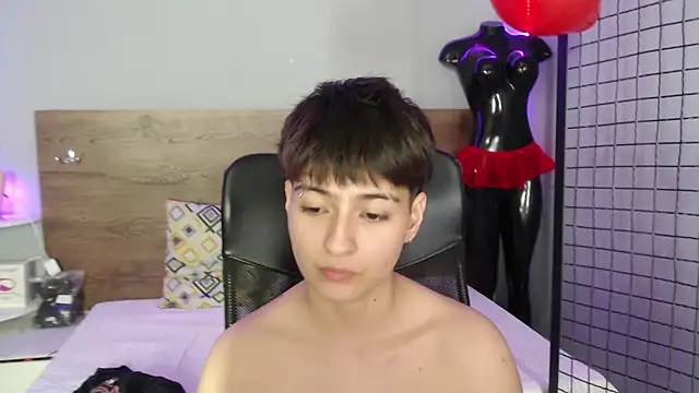 Snapshot of Bryce_Evans chatting on January 14, 2025, 9:41 pm Bryce Evans online show from January 14, 2025, 9:41 pm