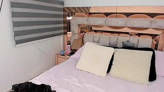 CamiiLovers online show from September 11, 2025, 12:44 am