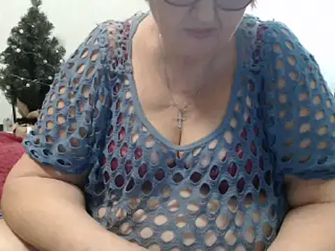 DeniseeRose online show from December 7, 2024, 8:16 pm