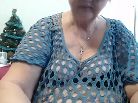 DeniseeRose online show from January 1, 2025, 12:44 pm