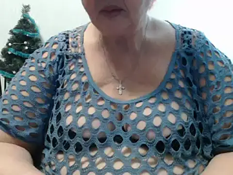 DeniseeRose online show from January 2, 2025, 8:02 pm