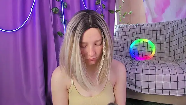 Lexy Lovy online show from September 12, 2025, 6:46 am