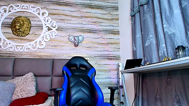 Snapshot of Bella_salvatore chatting on October 4, 2025, 2:15 pm Bella salvatore online show from October 4, 2025, 2:15 pm