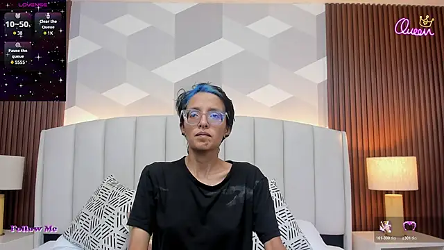 Snapshot of Marge_lasander chatting on February 13, 2026, 1:23 am Marge lasander online show from February 13, 2026, 1:23 am