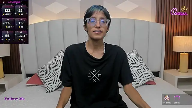 Snapshot of Marge_lasander chatting on February 17, 2026, 1:46 am Marge lasander online show from February 17, 2026, 1:46 am