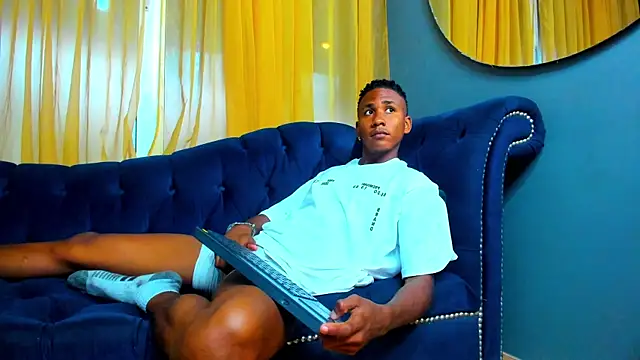 Ethan Fox11 online show from April 18, 2026, 3:49 pm