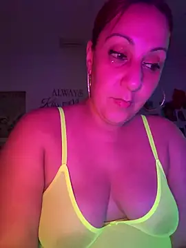 DeeLight124 online show from March 30, 2026, 4:57 am