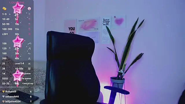 MissSussy online show from February 8, 2025, 9:13 am