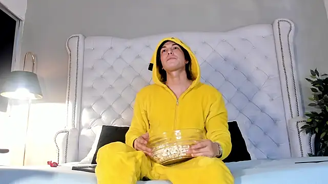 Karimferrer online show from November 15, 2025, 9:21 pm