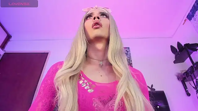 AngelsJones21 online show from April 15, 2026, 6:59 pm