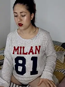 LisbethMoore  online show from October 9, 2025, 5:22 pm