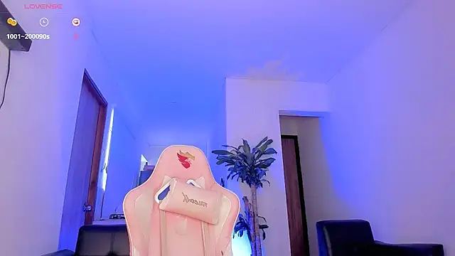 Pretty Mariangel online show from February 2, 2025, 2:34 pm