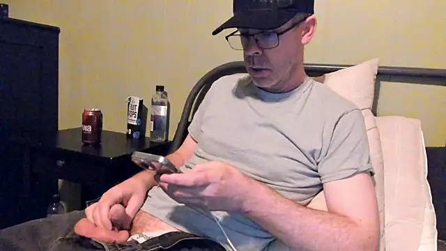 ImportantEquator0 online show from November 1, 2025, 1:57 pm