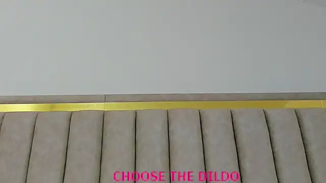 FreyaMoller online show from September 23, 2025, 6:44 pm