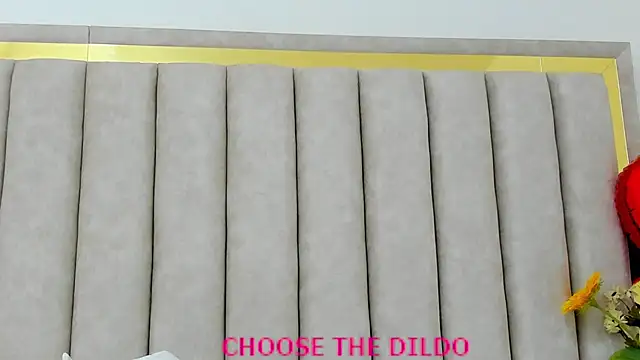 FreyaMoller online show from September 29, 2025, 6:46 pm