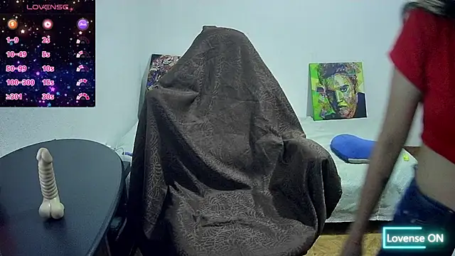 Hanha00 online show from November 15, 2025, 11:43 pm