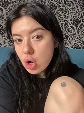 Kimi Ass online show from December 3, 2024, 2:05 pm