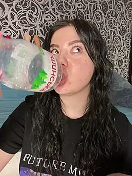 Kimi Ass online show from March 2, 2025, 8:29 pm