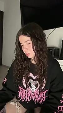 Kimi Ass online show from December 19, 2025, 12:50 am