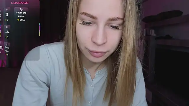 Elis Fox online show from April 16, 2026, 11:00 am