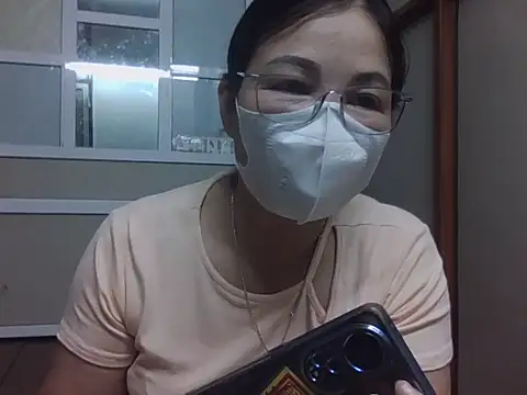 MaiHuong77 online show from October 15, 2025, 10:59 am