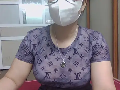 MaiHuong77 online show from October 16, 2025, 12:44 am