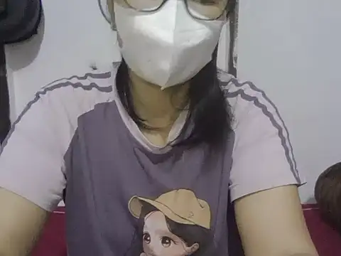 MaiHuong77 online show from November 7, 2025, 2:33 am